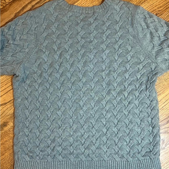 Women’s Grey‎ Cable Knit Sweater - Picture 2 of 8